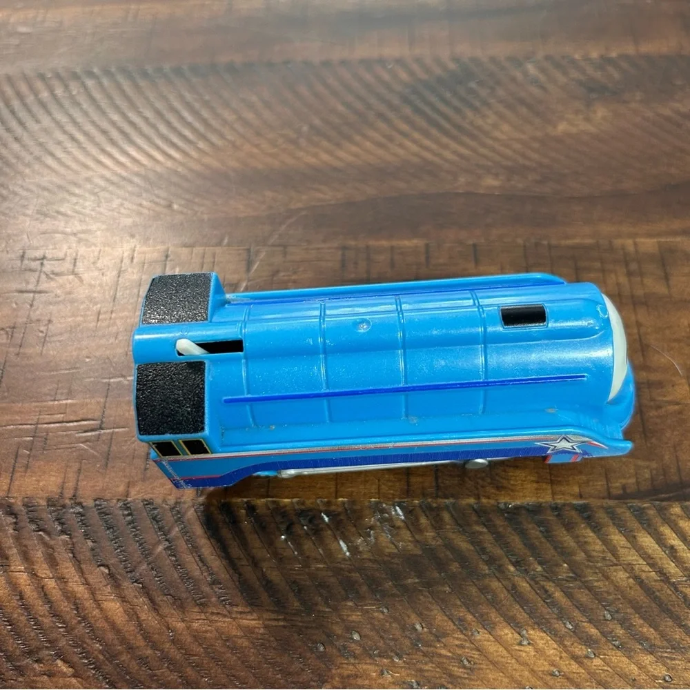 Thomas Trackmaster‎ SHOOTING STAR GORDON Motorized Train Streamlined Works